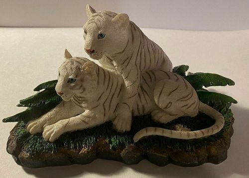 Royal Pose Original Sculpture of Tigers by Siegfried & Roy