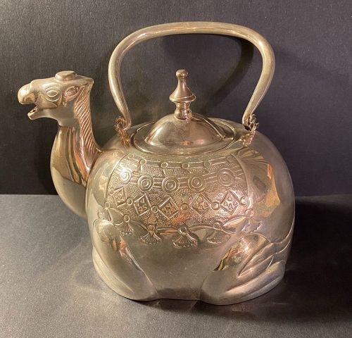 Shiny brite Silverplate Camel Shaped Teapot for Serving