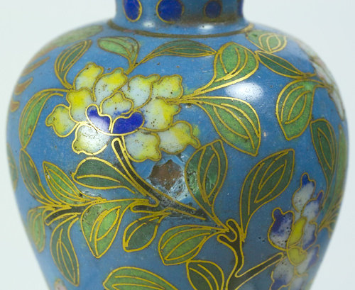 A Chinese Cloisonne Meiping Vase, 18th ~ 19th Century.