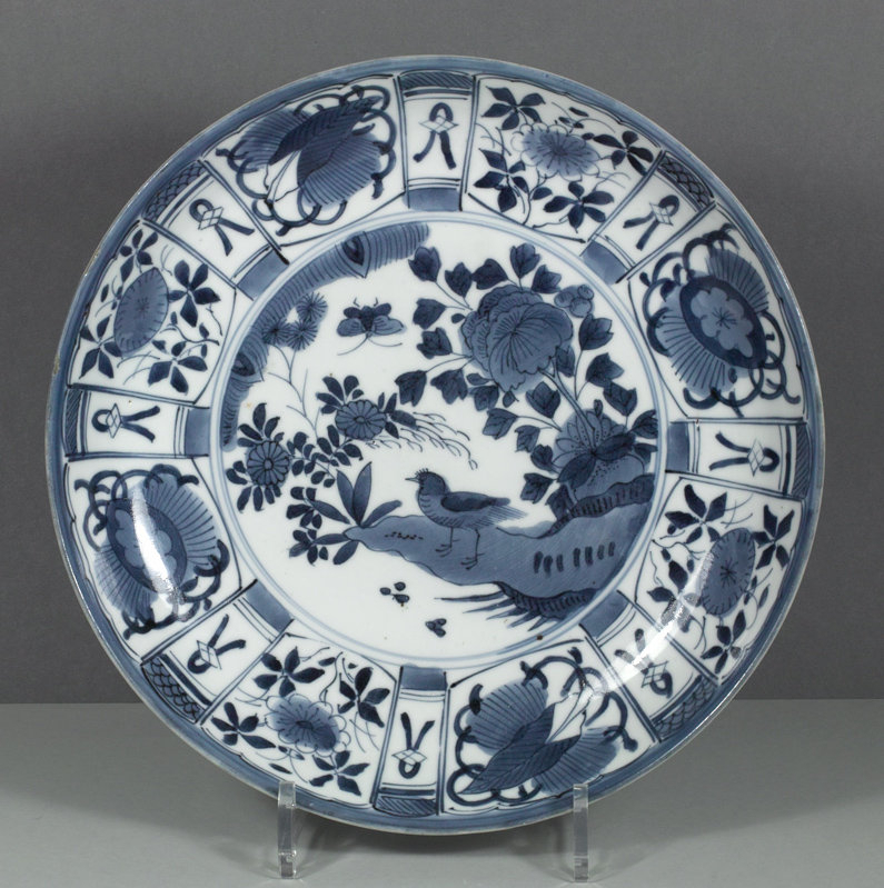 An Unusual Japanese Arita Export Kraak Dish, 17th C.