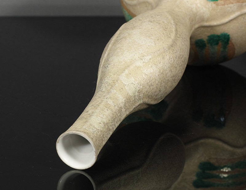 A Kutani porcelain vase by Matsumoto Saichi V.