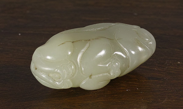 A Chinese Jade Pendent Shi-Shi, 18th / 19th Century.