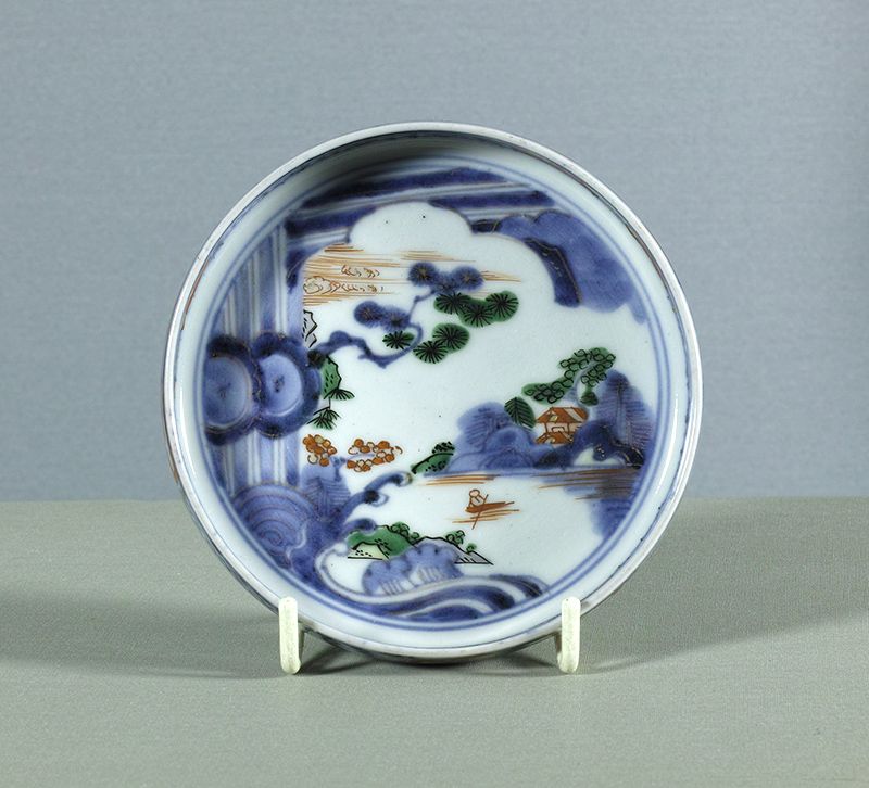 A fine Japanese porcelain small dish, circa 1750 ~ 1780. # 2.