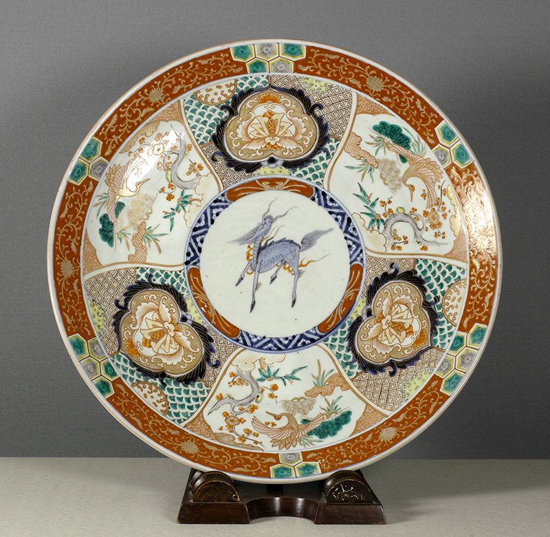 A Large Imari Charger, 19th Century, 41 cm.