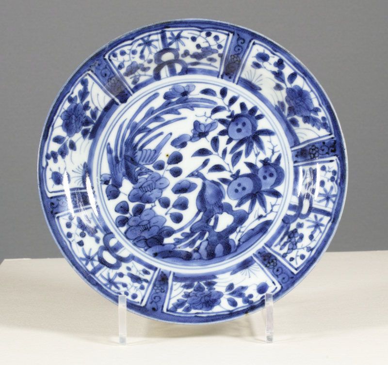 An Arita Export porcelain "Kraak" dish. 1690~1720. #1