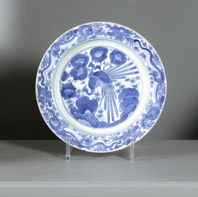A Fine Japanese Arita Porcelain Plate, Ho-o Birds, 17th Century.
