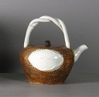 An unusual Arita porcelain tea pot, 1780 ~ 1820