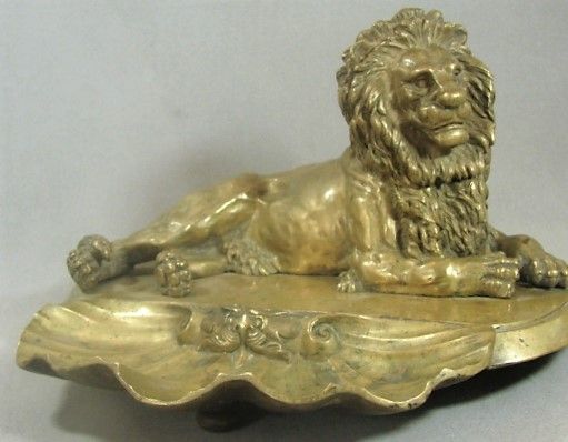 Recumbent Lion Bronze Inkstand - Exceptional Quality - 19th Century