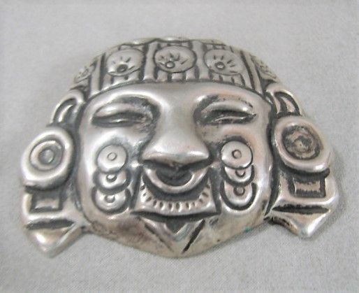Large 980 Silver Mexican Face - Pre-columbian Image