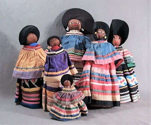 Collection 6 Vintage Seminole Dolls - 4 1/4" to 12 1/2" - Strong Color