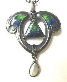 Sterling Enamel Pendant by QUEENSWAY – for Liberty?