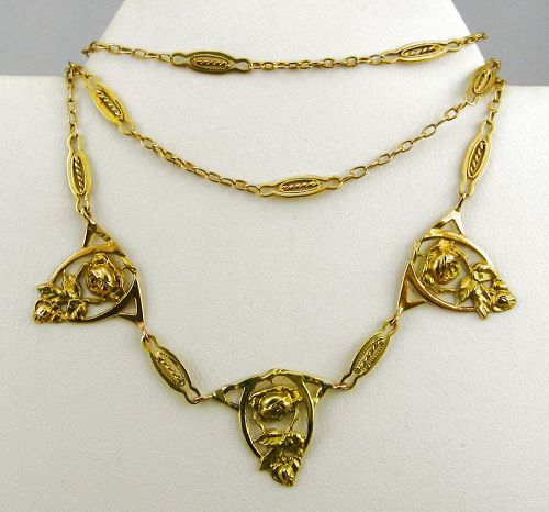 Elegant Roses in 18k Gold - French