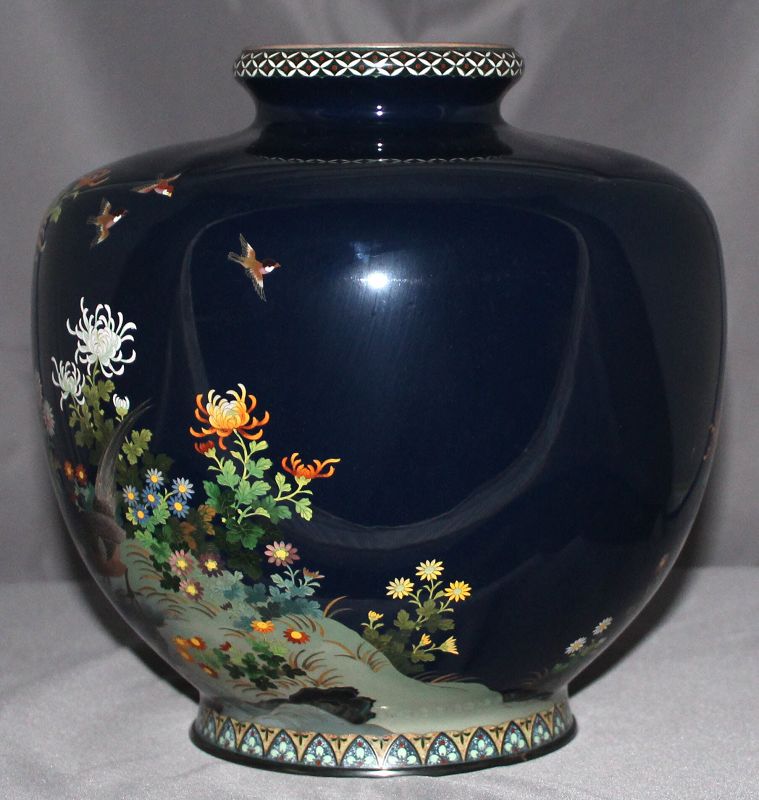 8.5&quot;H Attrib. Hayashi Kodenji Japanese Meiji Cloisonne Enamel Vase