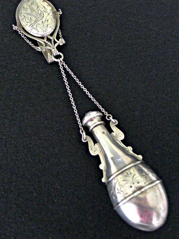 Victorian Chatelaine Viniagrette - Silver Plated