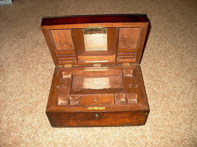 Victorian Oak Traveling Dresser Case