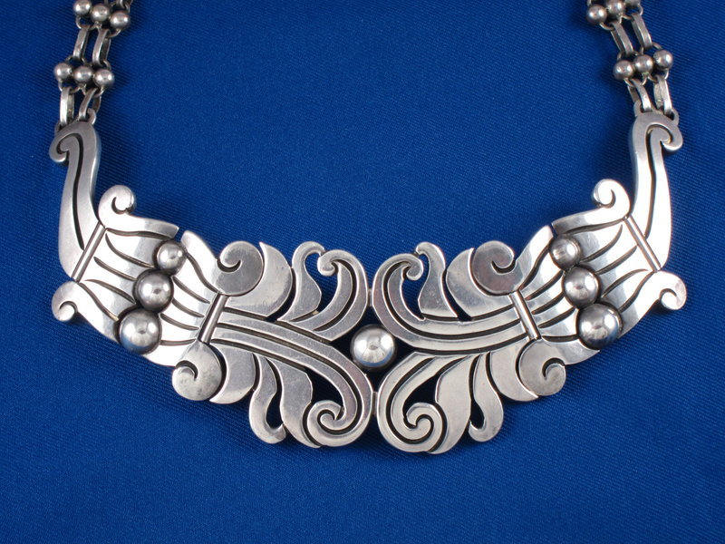 HECTOR AGUILAR NECKLACE STERLING SILVER MAGUEY