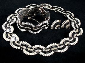 MARGOT DE TAXCO SILVER, BLACK & WHITE ENAMEL SET