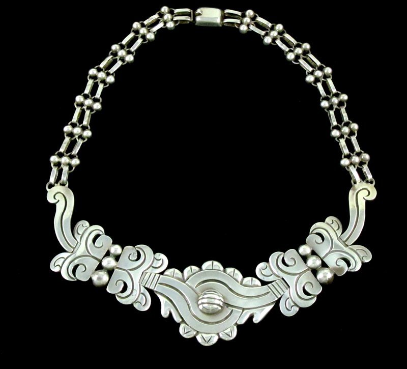 VINTAGE HECTOR AGUILAR OLD MAGUEY SILVER NECKLACE