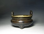 A Black-Glazed Tripod Censer of Yuan Dynasty.