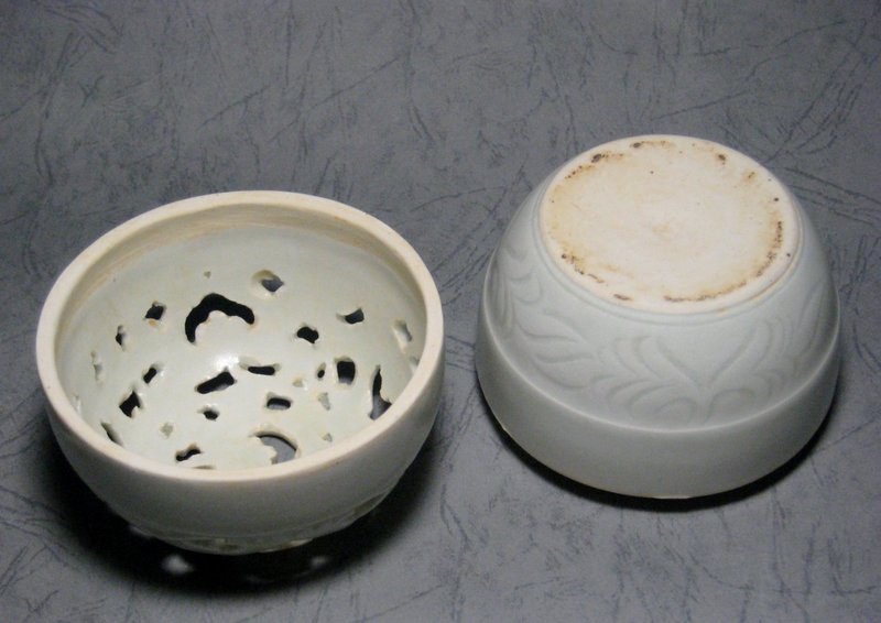 A Decent Qingbai Covered Censer of Song Dynasty