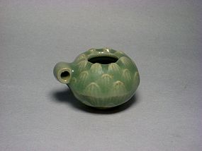 A Charming Longquan Bird-Feeder of S.Song Dynasty