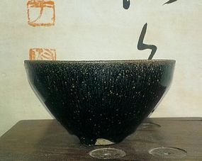 A Jianyang Oil-Spotted Bowl of Song Dynasty.