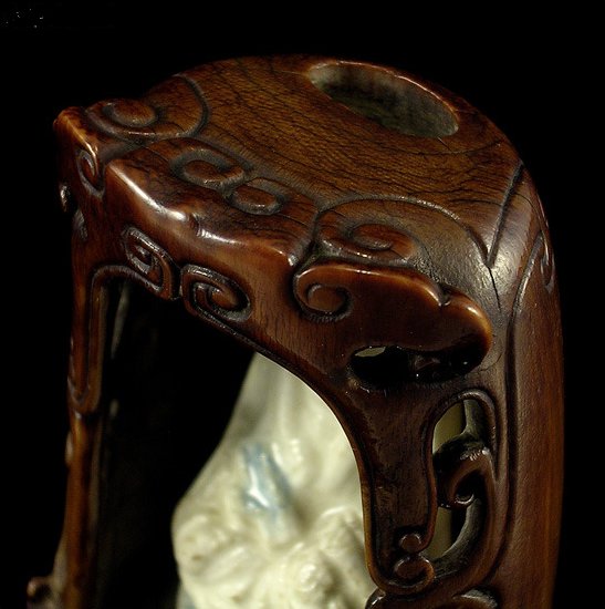 A Charming Ivory Niche of Ming Dynasty