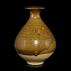 A Yaozhou Brown-Glazed Yuhuchun Vase of Yuan Dynasty