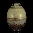 An Artistic Cizhou Bottle Vase of Jin Dynasty