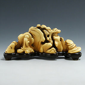 An Elegant Ivory Brushrest of Qing Dynasty