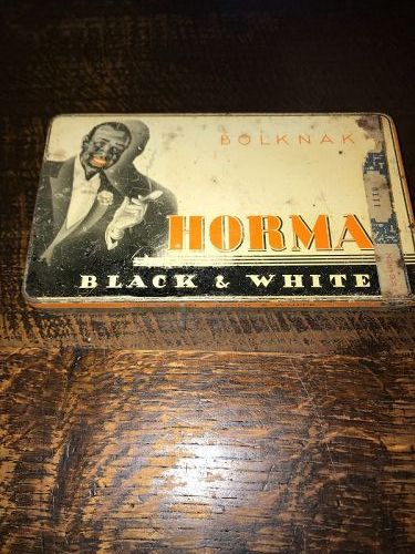 Horma Black & White Tobacco Tin