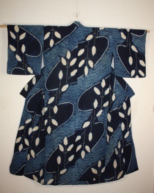 japanese Indigo dye shibori cotton kimono textile
