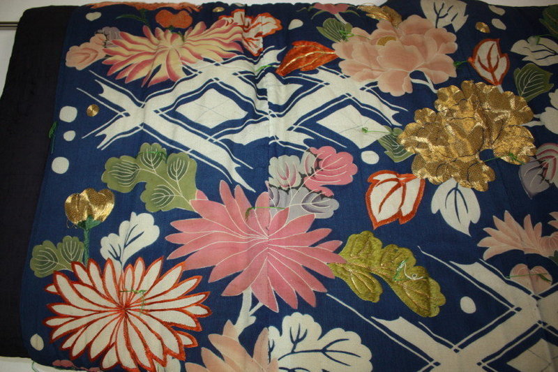 Edo yuzen-dye &amp; Embroidery yogi kimono Very rare