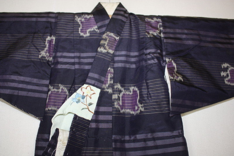 Japanese  antique meisen ikat silk child kimono Pattern of Plover