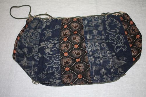 Japanese antique komebukuro bag of  indigo dye Omi Kasuri &  sarasa