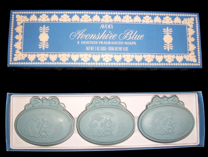 Avon 3 Avonshire Blue Hostess/Guest Soaps in Box