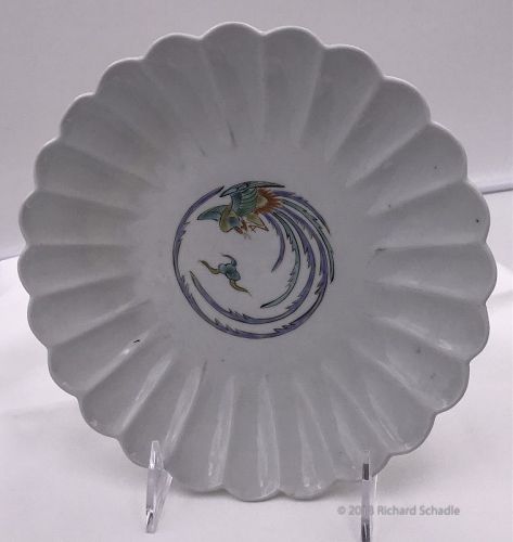 Early Kakiemon Fluted plate with Hen / Ho-ou bird Ex. Sotheby’s Signed