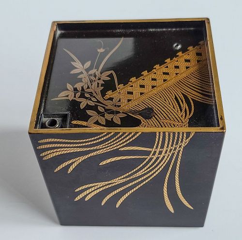 Meiji Square gold and silver maki-e sake casket