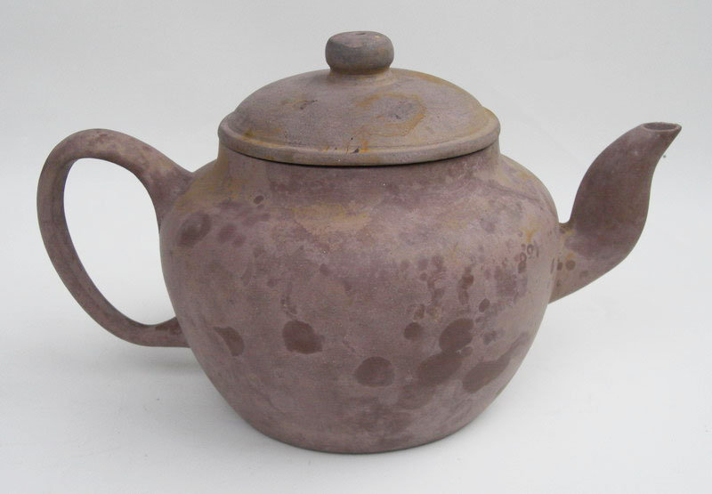 A Huge Tek Sing Purple Clay Yixing Tea Pot (2)