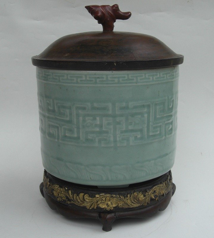 18th Century Celadon Glazed Tripod Incense Burner