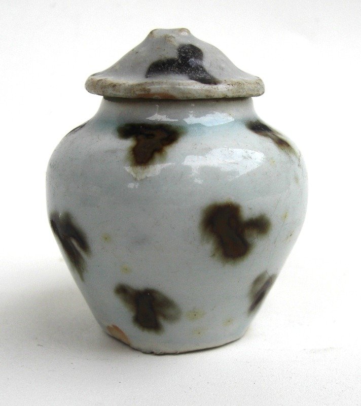 Yuan dynasty iron spotted jar with cover