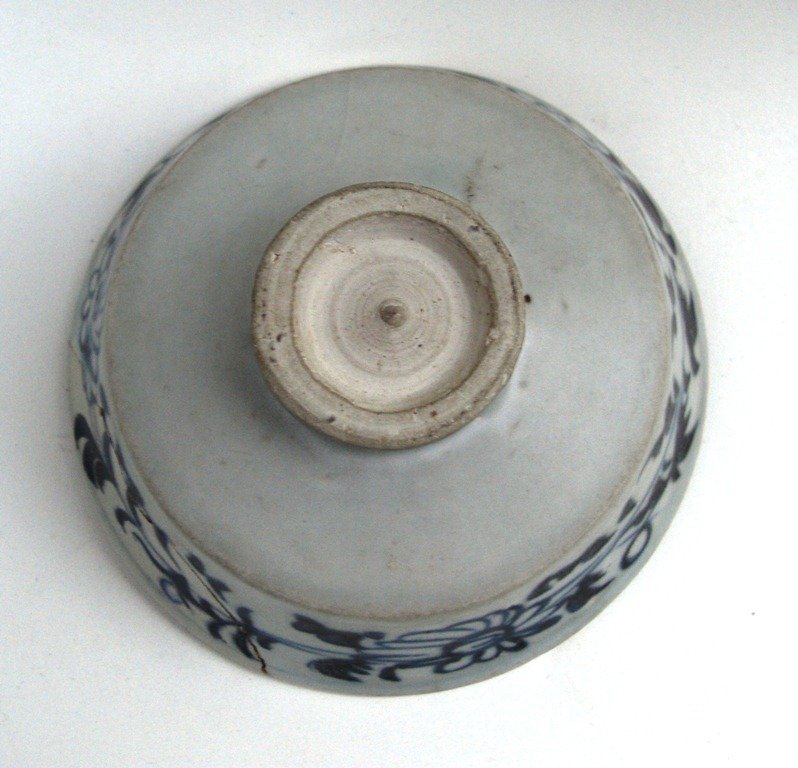 A Rare Yuan Dynasty Bowl With Inscriptions Motive