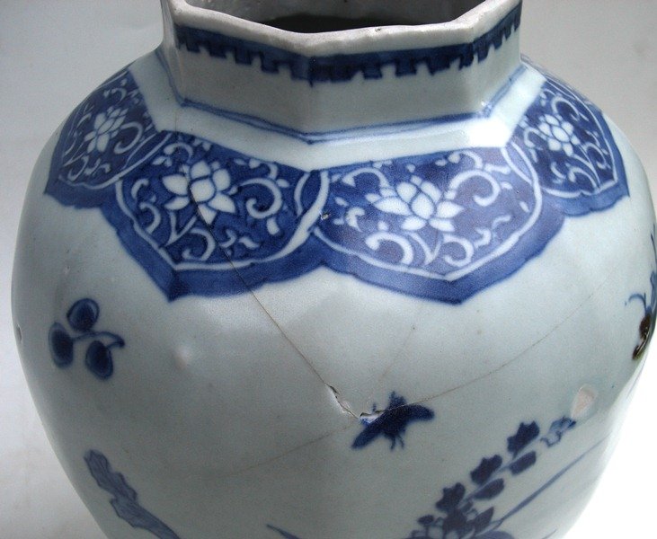 Transitional Period Blue And White Jar &amp; Cover
