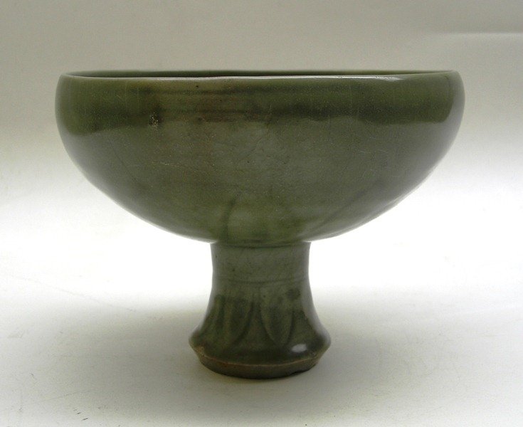 Sample of Lonquan Celadon Large Stem Bowl.