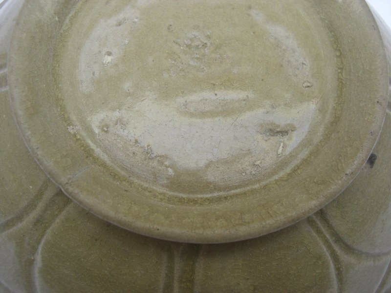 Five Dynasties Yue Bowl With Lotus Pattern