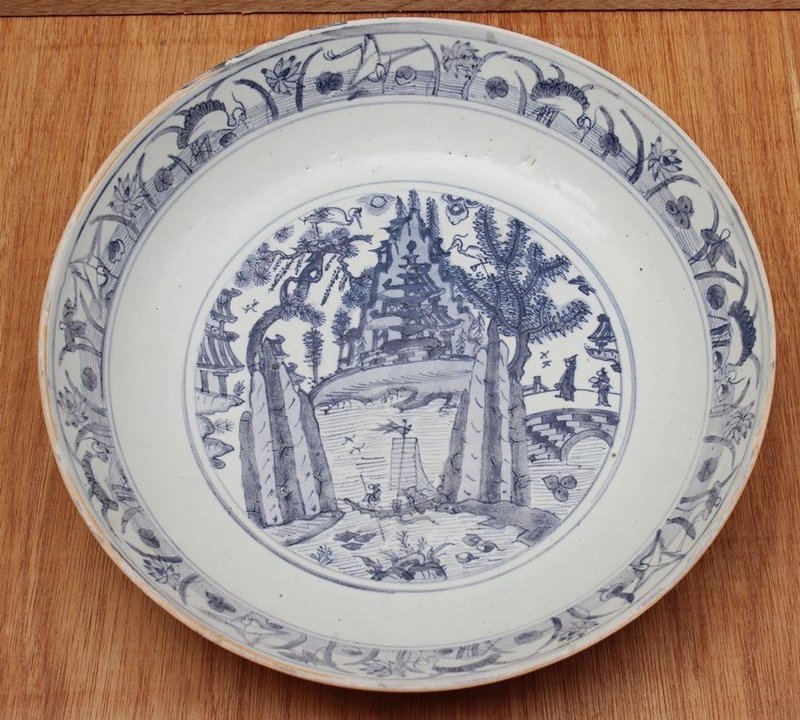 Ming Blue and White Large Dish, Jiajing/Wanli Period