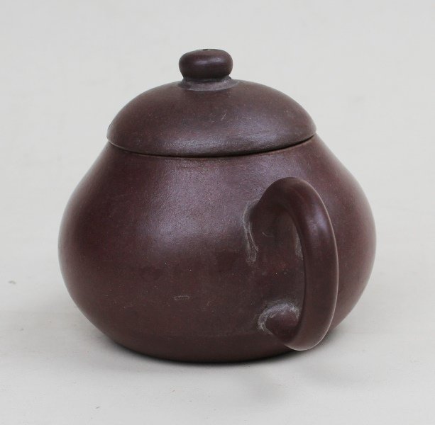 Chinese Yixing Teapot (79)
