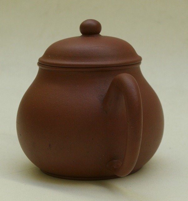 Chinese Yixing Teapot (84)
