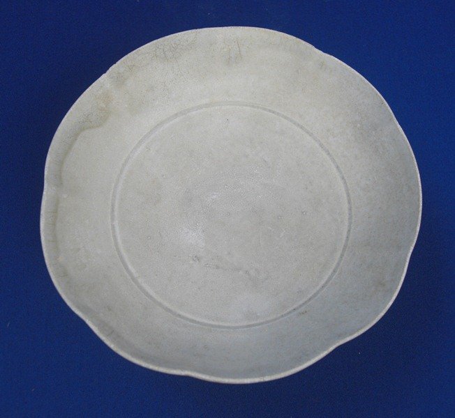 Song Dynasty White Glaze Lobed Bowl