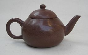 Chinese Yixing Teapot (99)